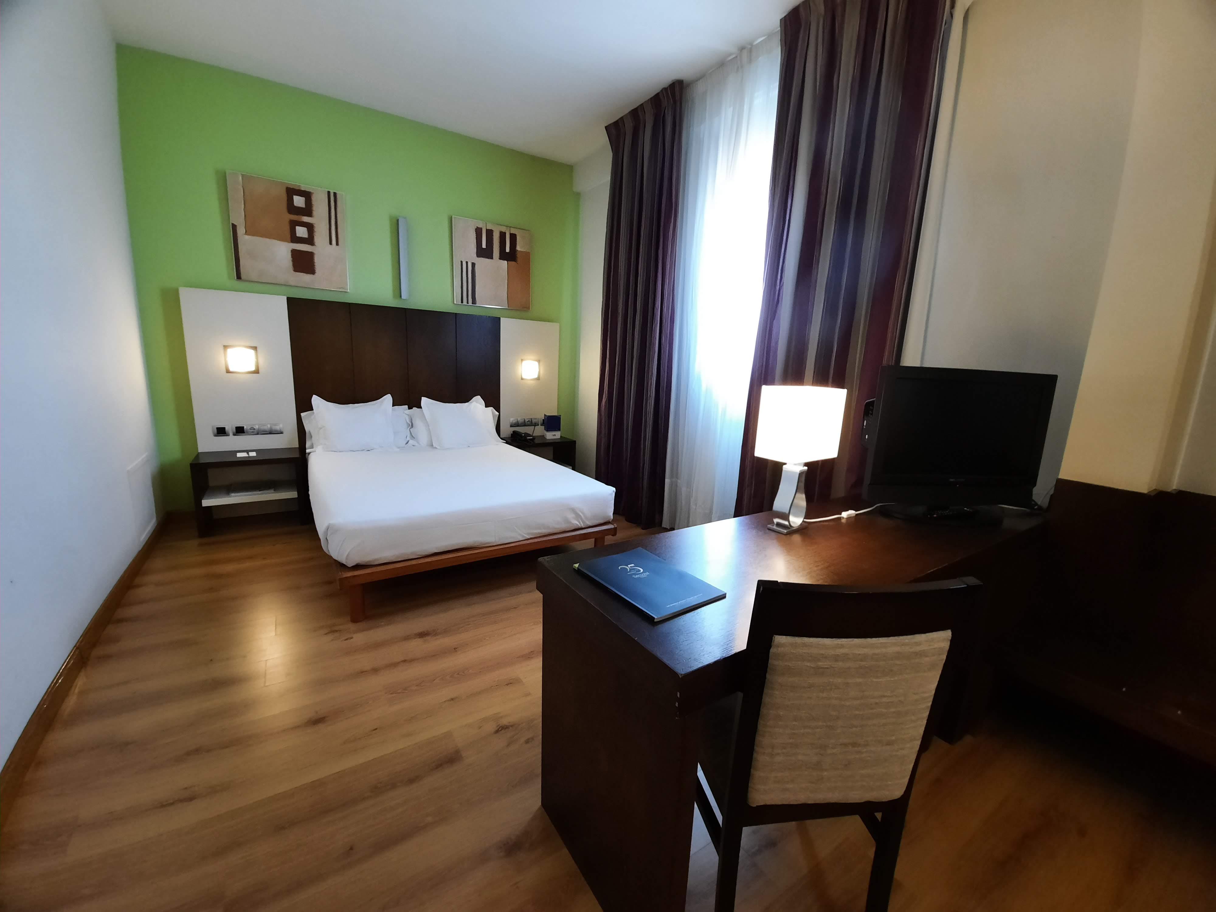 Hotel La Borona Хихон Экстерьер фото