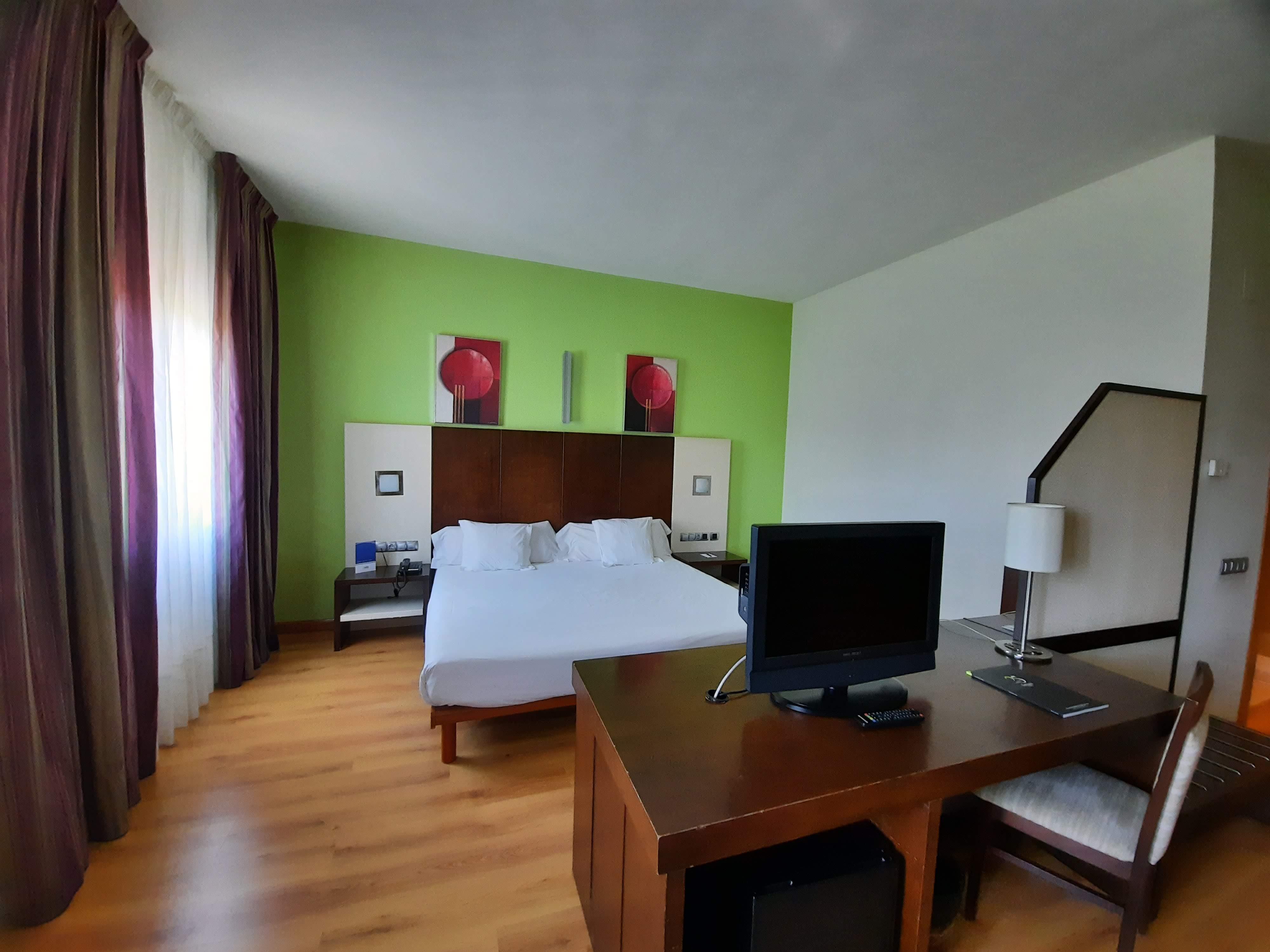 Hotel La Borona Хихон Экстерьер фото