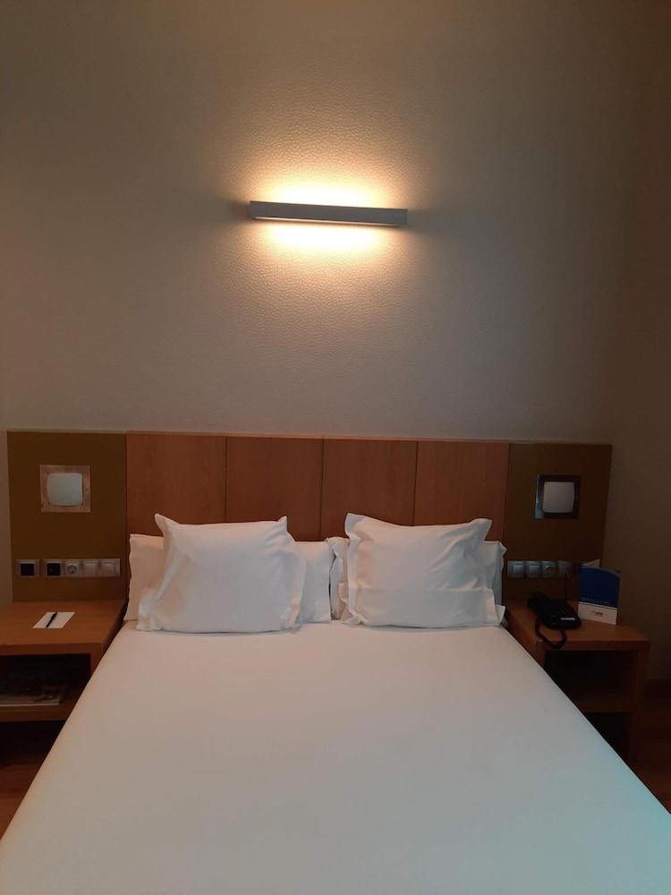 Hotel La Borona Хихон Экстерьер фото