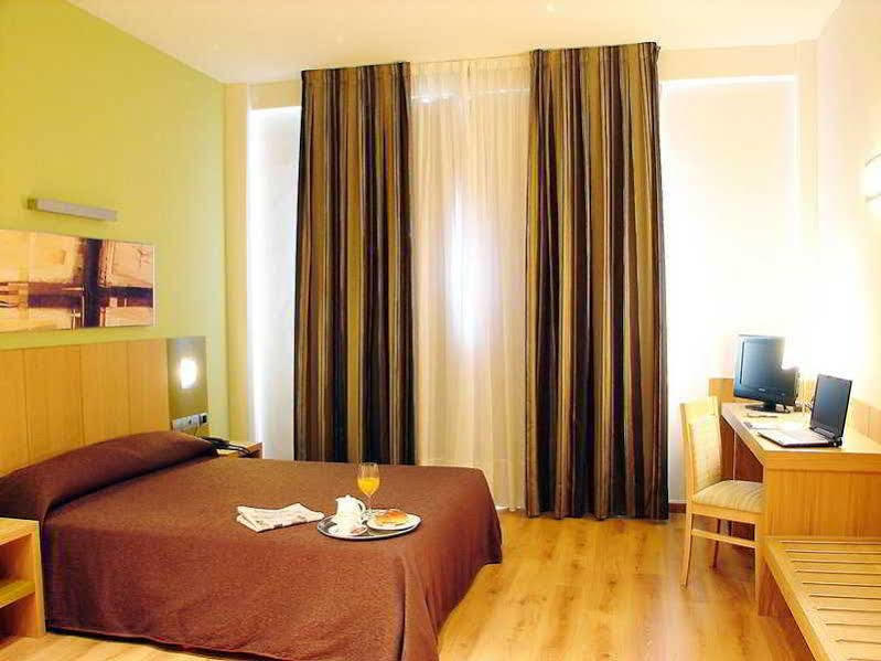 Hotel La Borona Хихон Экстерьер фото